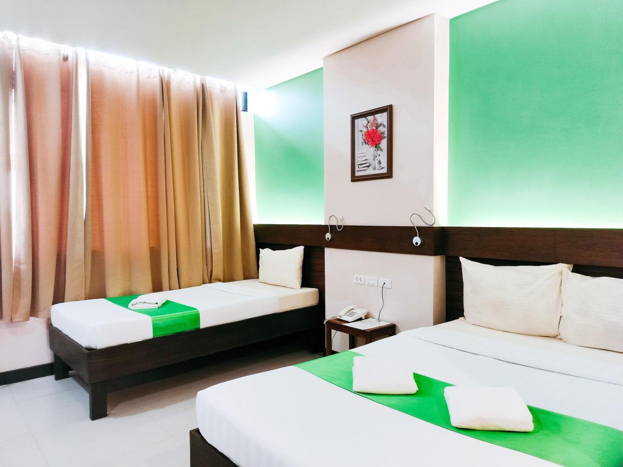Cresebo Mansion Hotel Tagbilaran City Exterior photo