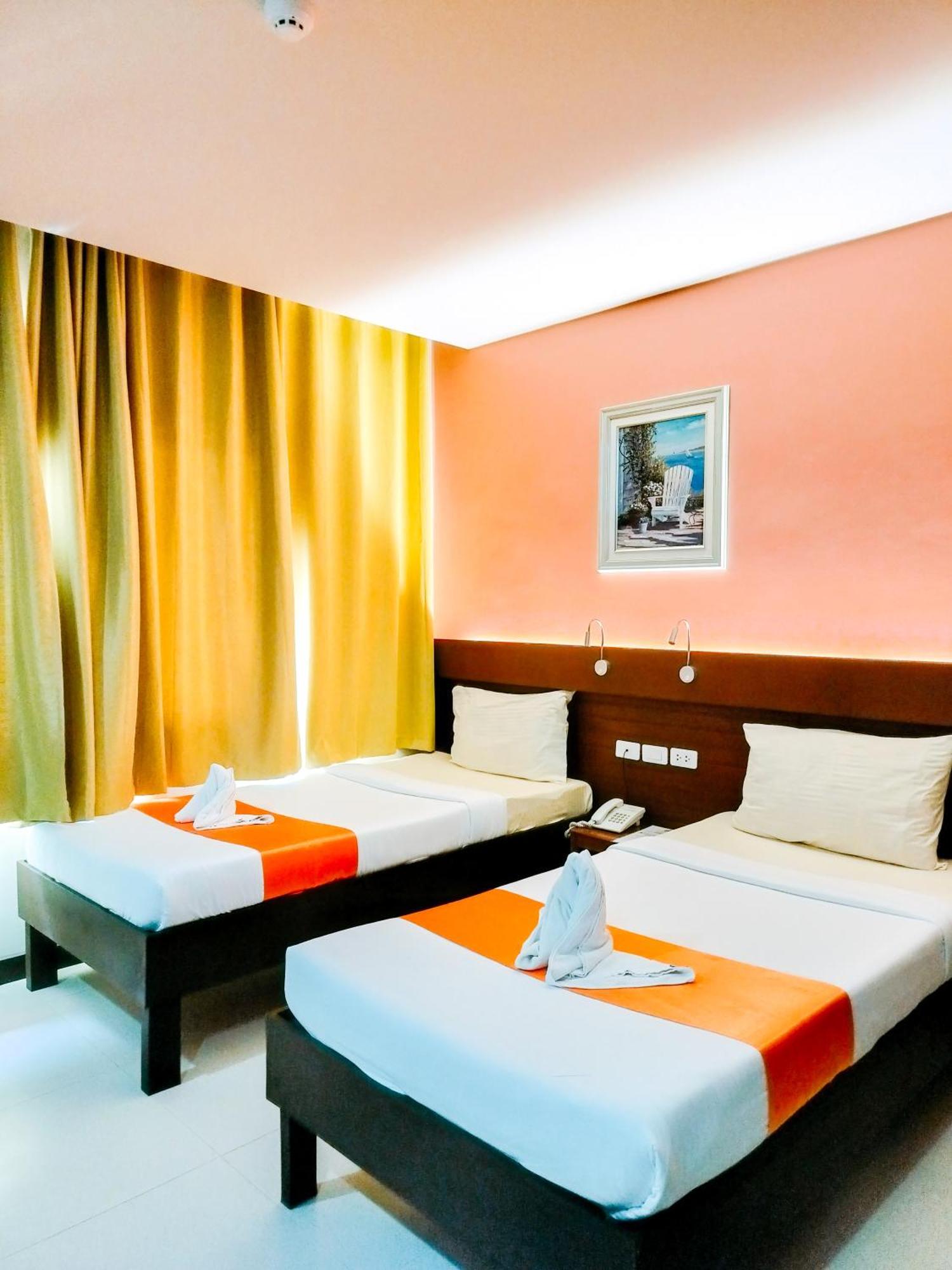 Cresebo Mansion Hotel Tagbilaran City Exterior photo